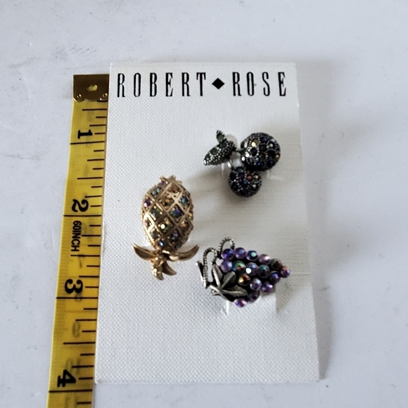 3 Robert Rose Pave Rhinestone Fruit Pins Brooches Cherry Pineapple Grapes - Picture 7 of 8